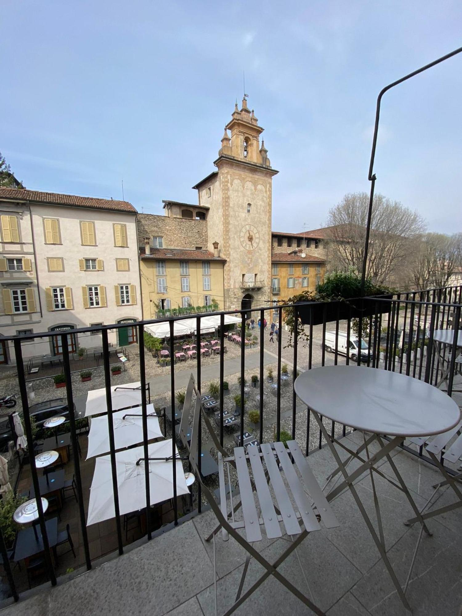 Piazza Mascheroni Home Bergame Extérieur photo