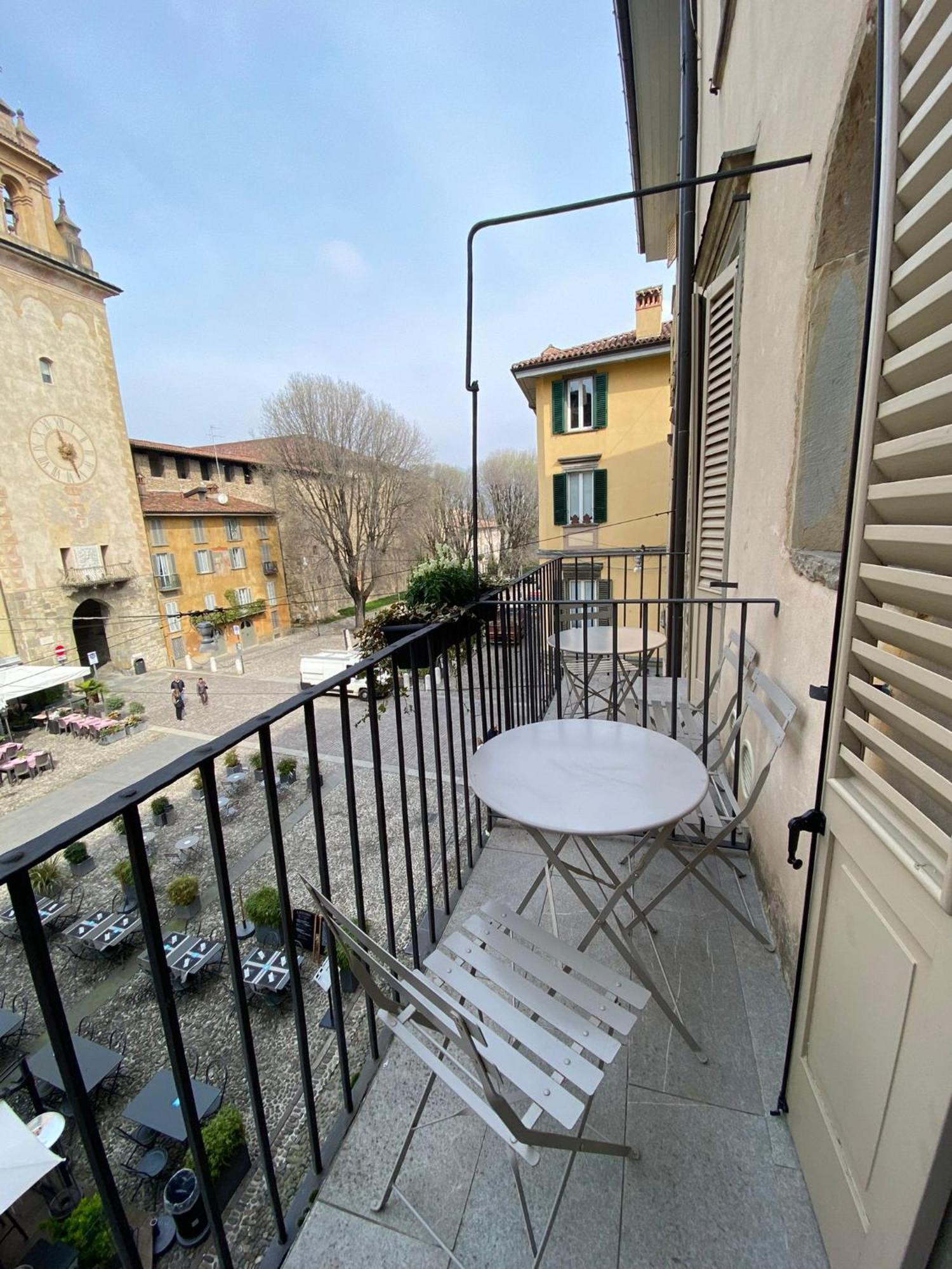 Piazza Mascheroni Home Bergame Extérieur photo